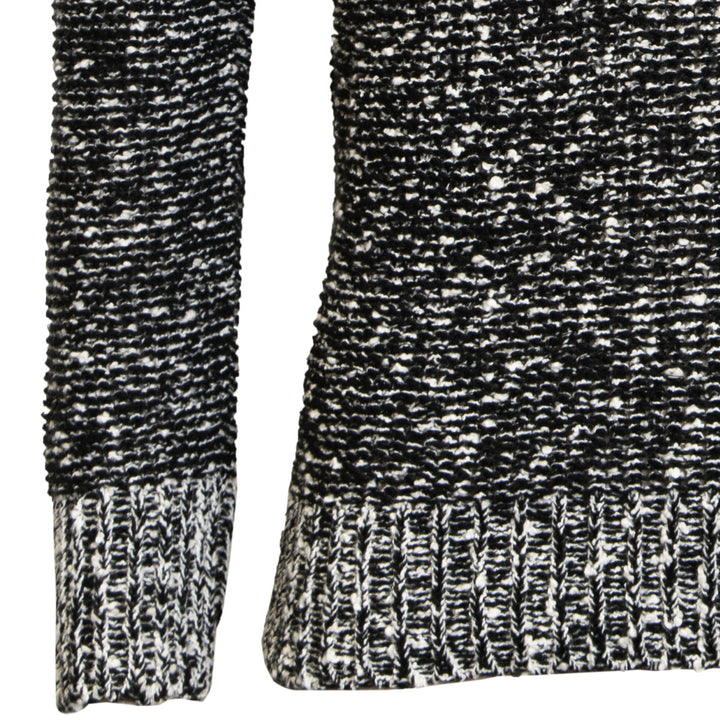 F.K. volnen pulover - črna